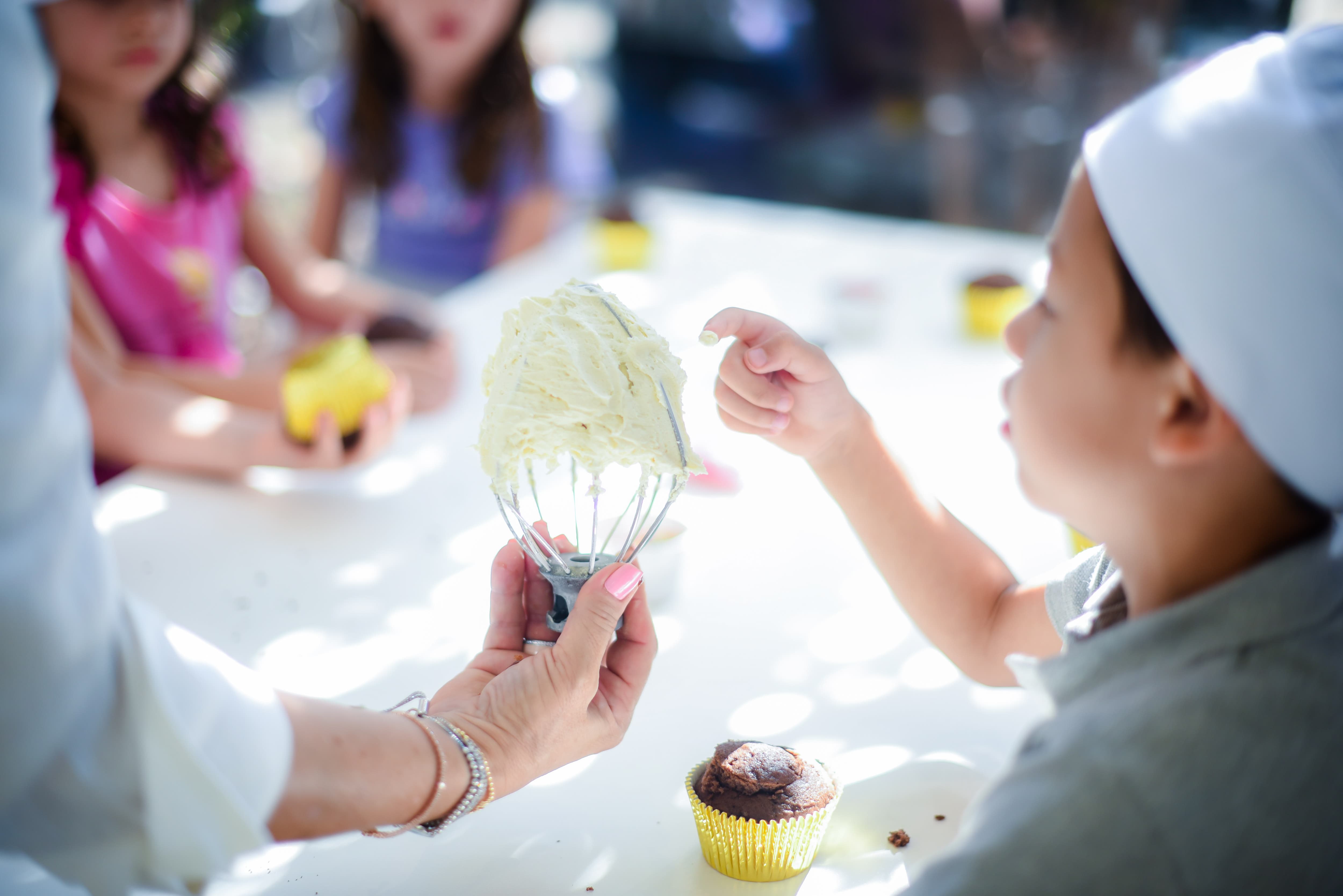 Oficina de Cupcakes Yticon