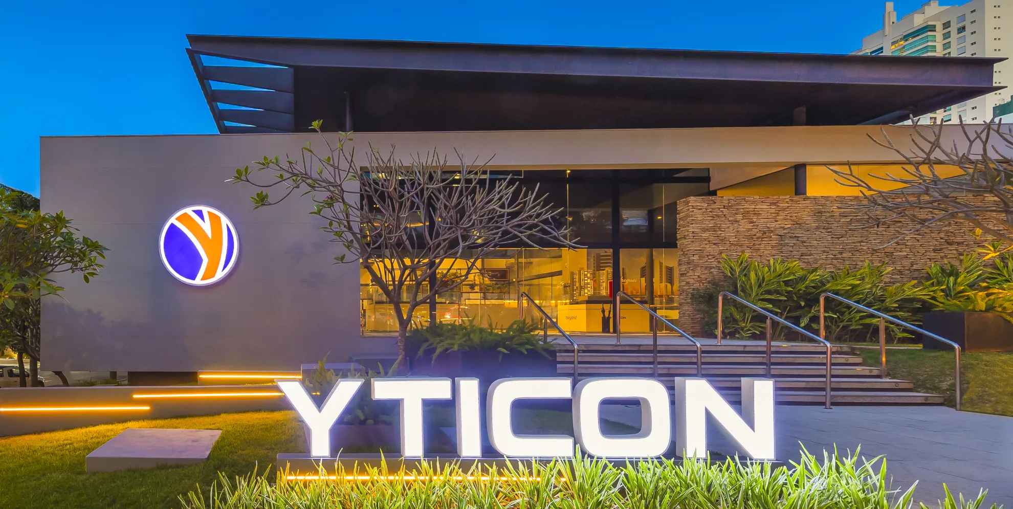 Fachada da sede da Yticon
