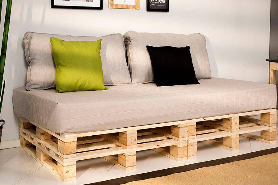 Como fazer um sofá de pallets