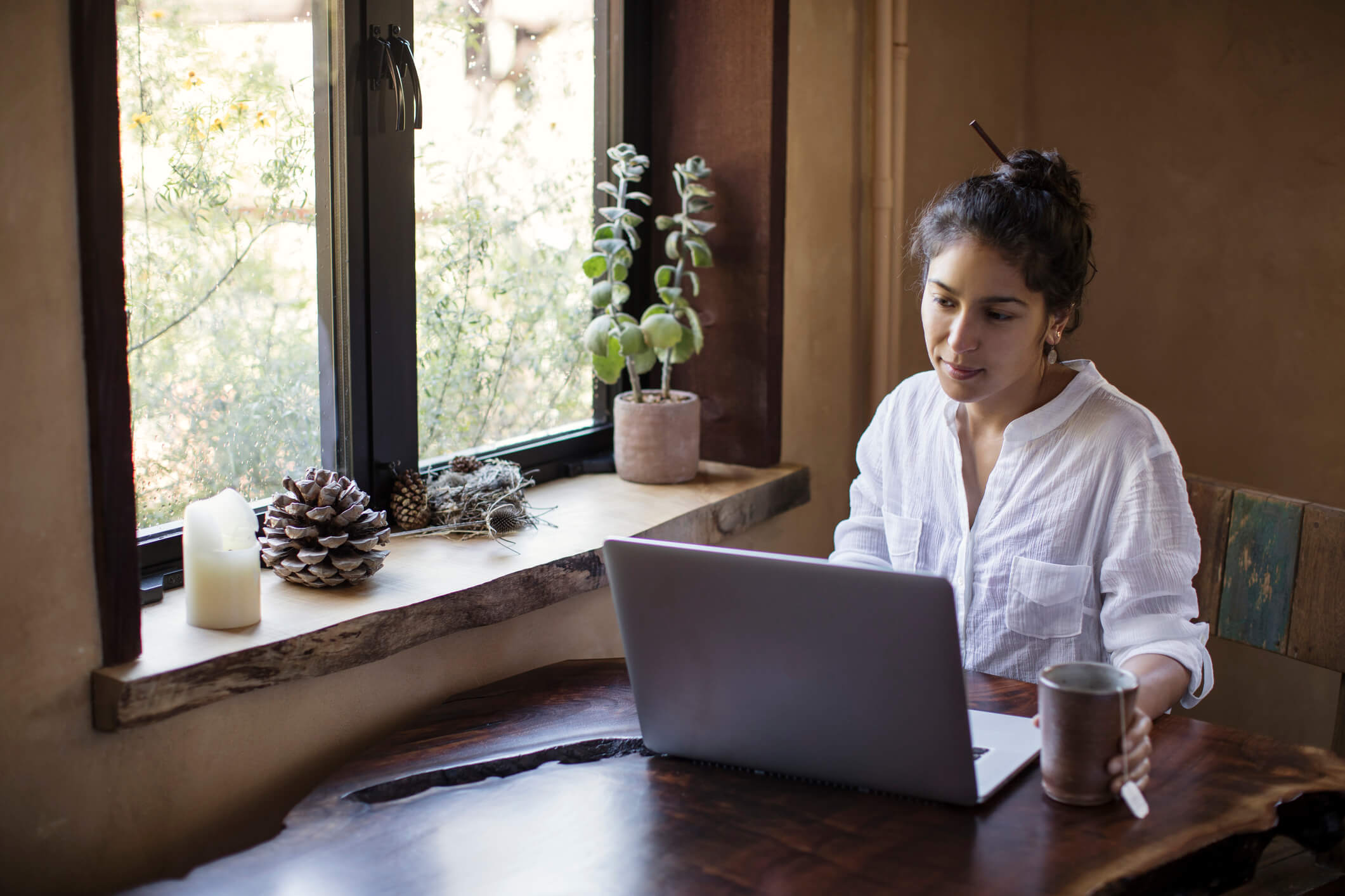Descubra como montar um home office no apartamento!